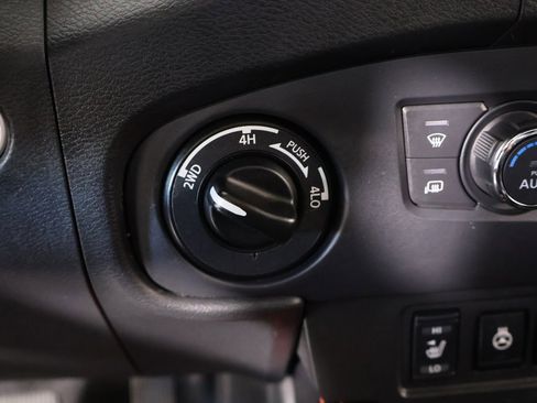 Used 2023 Nissan Frontier PRO-4X w/ Pro-4X Premium Package image 8