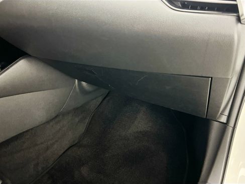 Used 2019 Toyota C-HR LE image 33