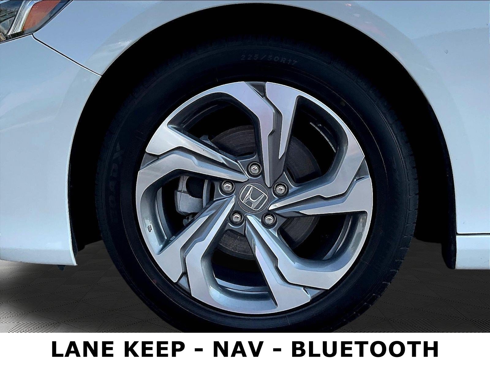 Used 2018 Honda Accord EX-L image 34