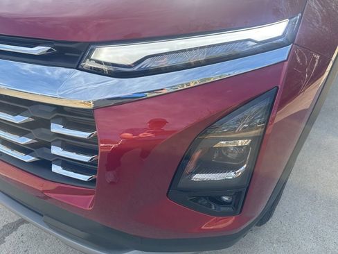 New 2026 Chevrolet Equinox LT w/ Safety and Technology Package FWD image 13