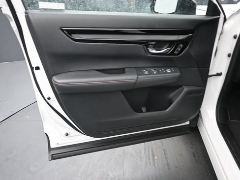 Used 2023 Honda CR-V Sport Touring image 13