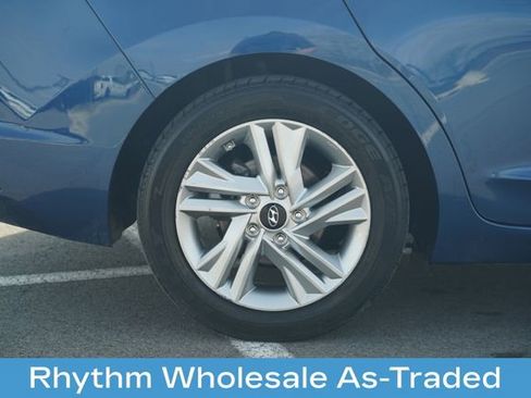 Used 2020 Hyundai Elantra SEL image 35