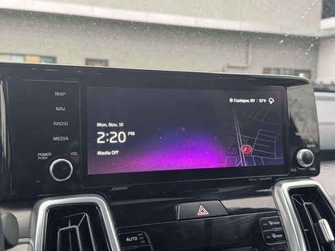 Used 2023 Kia Sorento SX Prestige w/ Panoramic Sunroof Package image 27