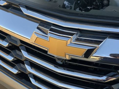 Certified 2026 Chevrolet Equinox LT FWD image 29