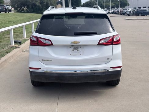 Used 2018 Chevrolet Equinox LT w/ Sun & Infotainment Package FWD image 5