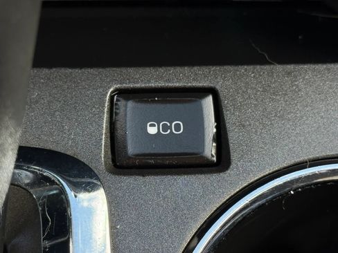 Used 2016 GMC Terrain SLE FWD image 34