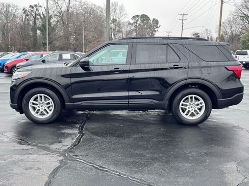 New 2026 Ford Explorer Active AWD/4WD image 3
