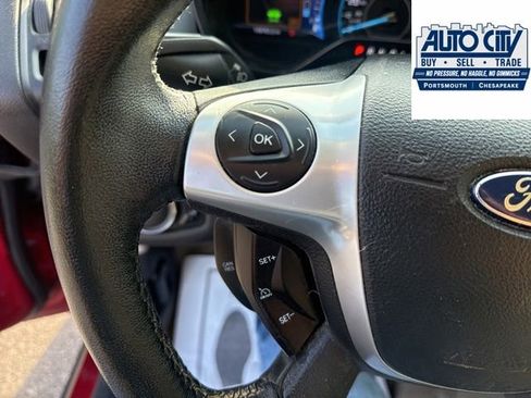 Used 2014 Ford C-MAX SEL w/ Equipment Group 303A FWD image 29