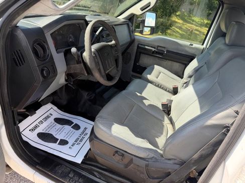 Used 2015 Ford F350 XL w/ Power Equipment Group image 11