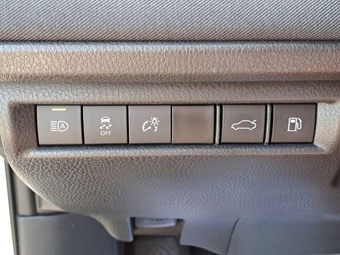 Certified 2025 Toyota Camry LE image 28