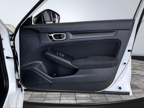 Used 2022 Honda Civic Sport image 24