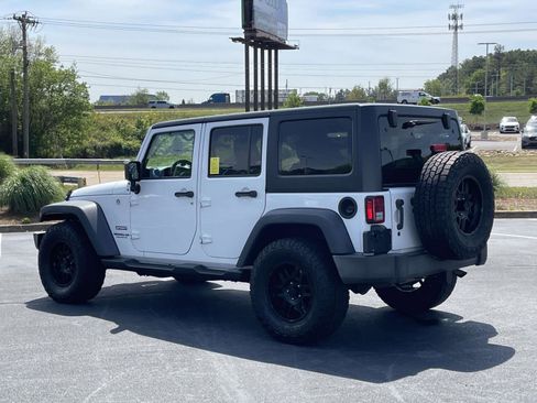 Used 2016 Jeep Wrangler Unlimited Sport w/ Quick Order Package 24S AWD/4WD image 5