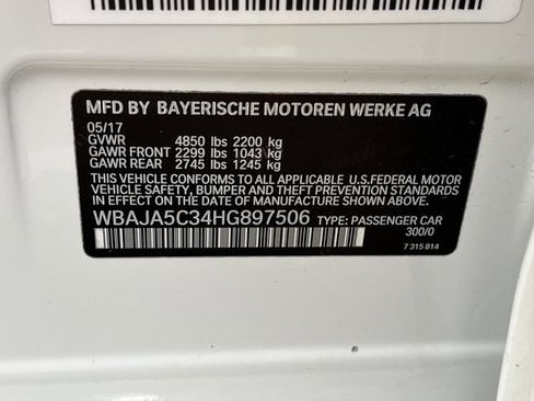 Used 2017 BMW 530i w/ Premium Package image 22