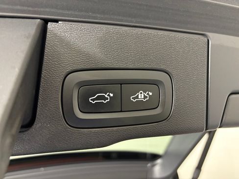 Used 2020 Volvo XC60 T5 Inscription FWD image 36