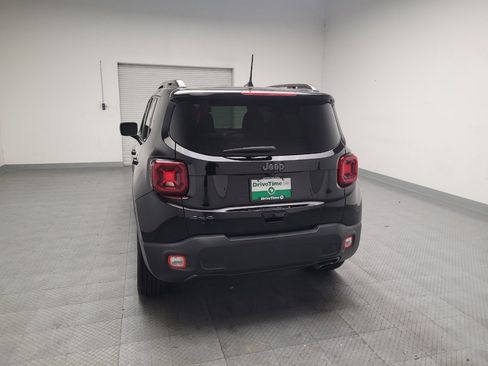 Used 2020 Jeep Renegade Altitude AWD/4WD image 6