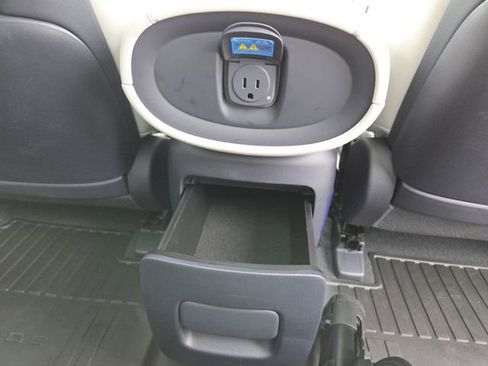 Used 2026 Hyundai Palisade Calligraphy AWD/4WD image 19