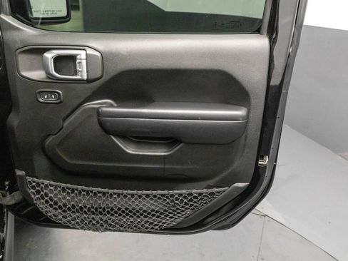 Used 2021 Jeep Wrangler Unlimited Willys image 44