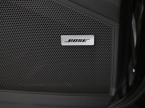 Used 2025 Porsche Cayenne Coupe image 7