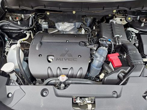 Used 2025 Mitsubishi Outlander Sport ES AWD/4WD image 21