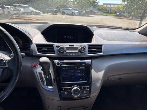 Used 2014 Honda Odyssey EX-L image 28