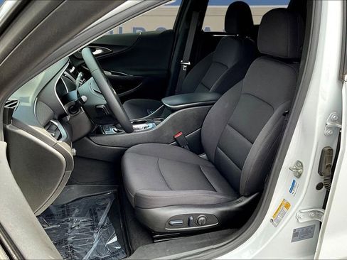Used 2023 Chevrolet Malibu RS w/ Driver Confidence Package FWD image 23