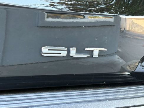 Used 2021 GMC Yukon XL SLT w/ SLT Luxury Plus Package AWD/4WD image 33
