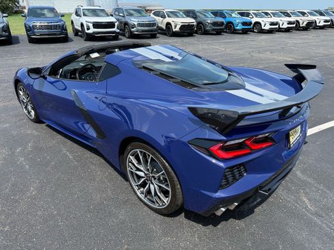 Used 2025 Chevrolet Corvette Stingray Preferred Cpe w/ Chrome Exterior Badge Package RWD image 5