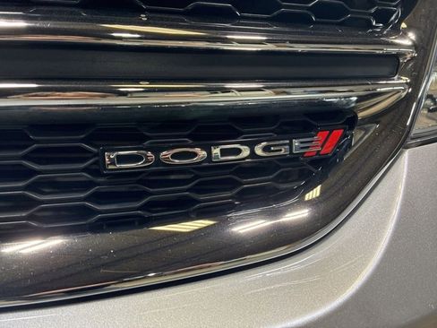 Used 2019 Dodge Journey SE FWD image 7
