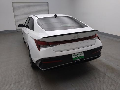 Used 2025 Hyundai Elantra Sport image 6