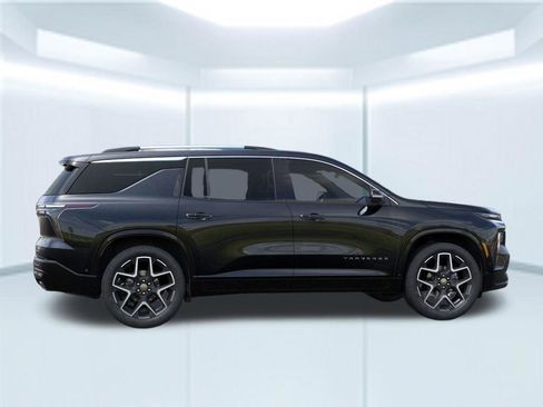 New 2026 Chevrolet Traverse High Country image 18