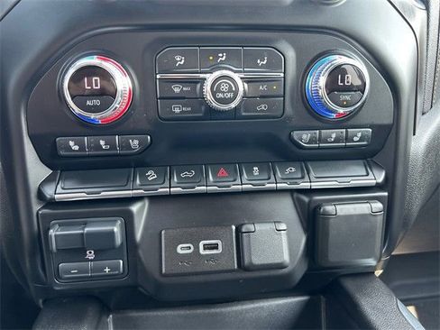 Used 2021 GMC Sierra 1500 AT4 image 26
