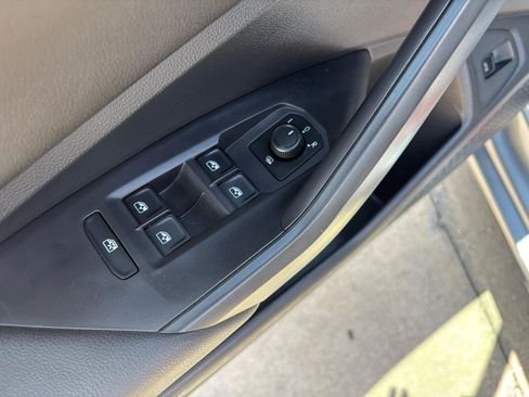 Used 2019 Volkswagen Jetta S w/ Driver Assistance Package FWD image 11