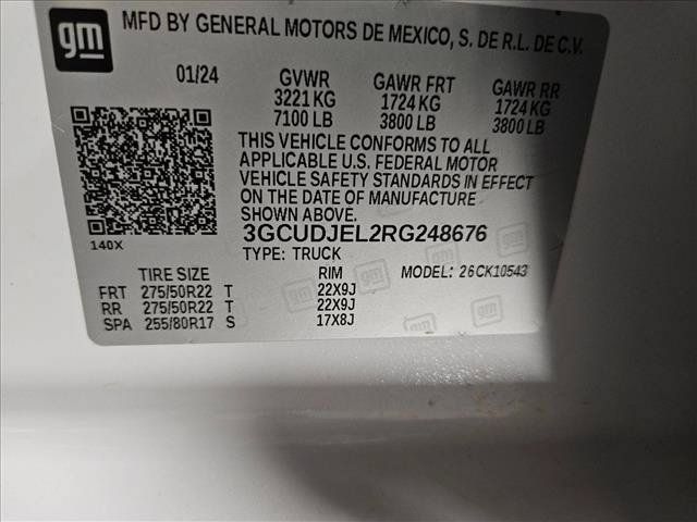Used 2024 Chevrolet Silverado 1500 High Country w/ High Country Premium Package AWD/4WD image 23