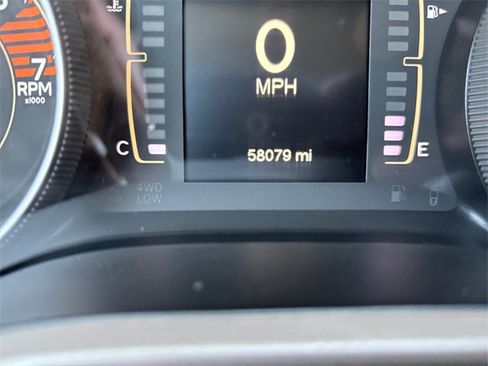 Used 2017 Jeep Cherokee Altitude image 16