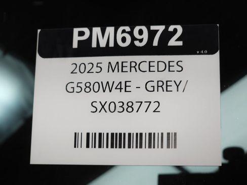 Used 2025 Mercedes-Benz G 580 w/ EQ Technology image 38
