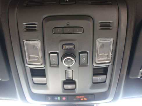 Used 2023 GMC Yukon Denali Ultimate w/ LPO, Floor Liner Package AWD/4WD image 59
