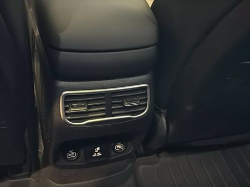 Used 2023 Hyundai Santa Fe Calligraphy AWD/4WD image 21