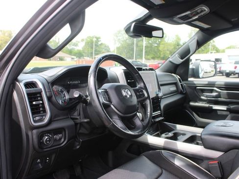 Used 2020 RAM 1500 Laramie w/ Sport Appearance Package AWD/4WD image 22