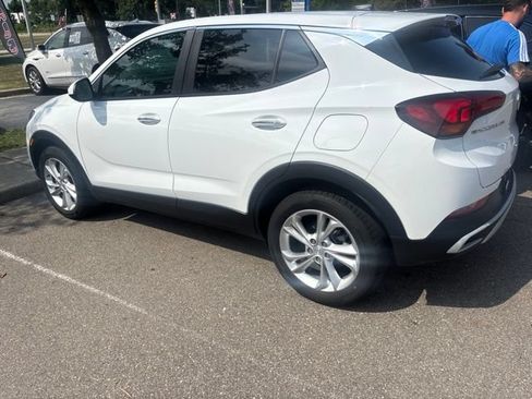 Used 2023 Buick Encore GX Preferred w/ Cold Weather Comfort Package FWD image 4