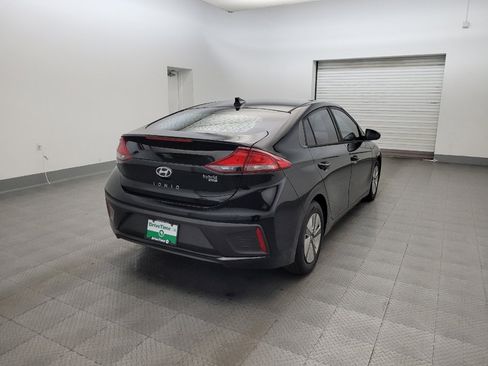Used 2018 Hyundai Ioniq Blue FWD image 9