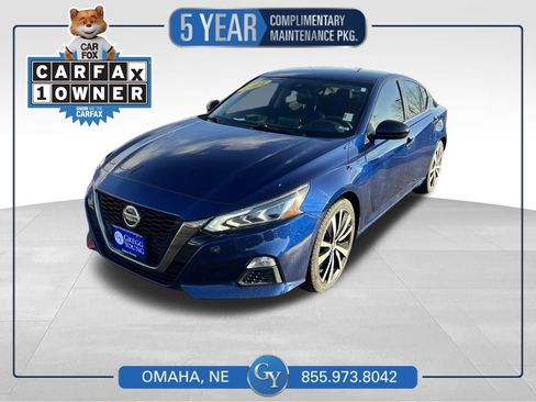 Used 2021 Nissan Altima 2.5 SR image 1