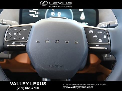 New 2026 Lexus ES 350e w/ Convenience Package FWD image 10