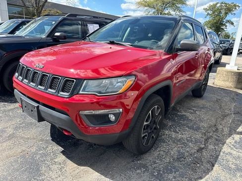 Used 2020 Jeep Compass Trailhawk AWD/4WD image 2