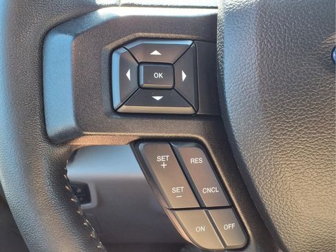 Used 2017 Ford F150 XLT w/ Equipment Group 302A Luxury AWD/4WD image 22