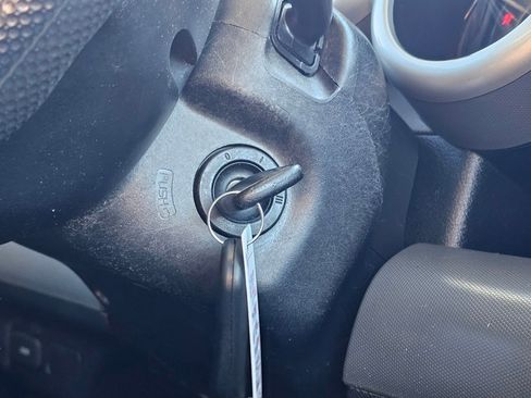 Used 2004 Honda Element EX image 8