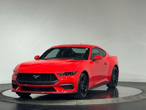 Used 2026 Ford Mustang Premium RWD image 5