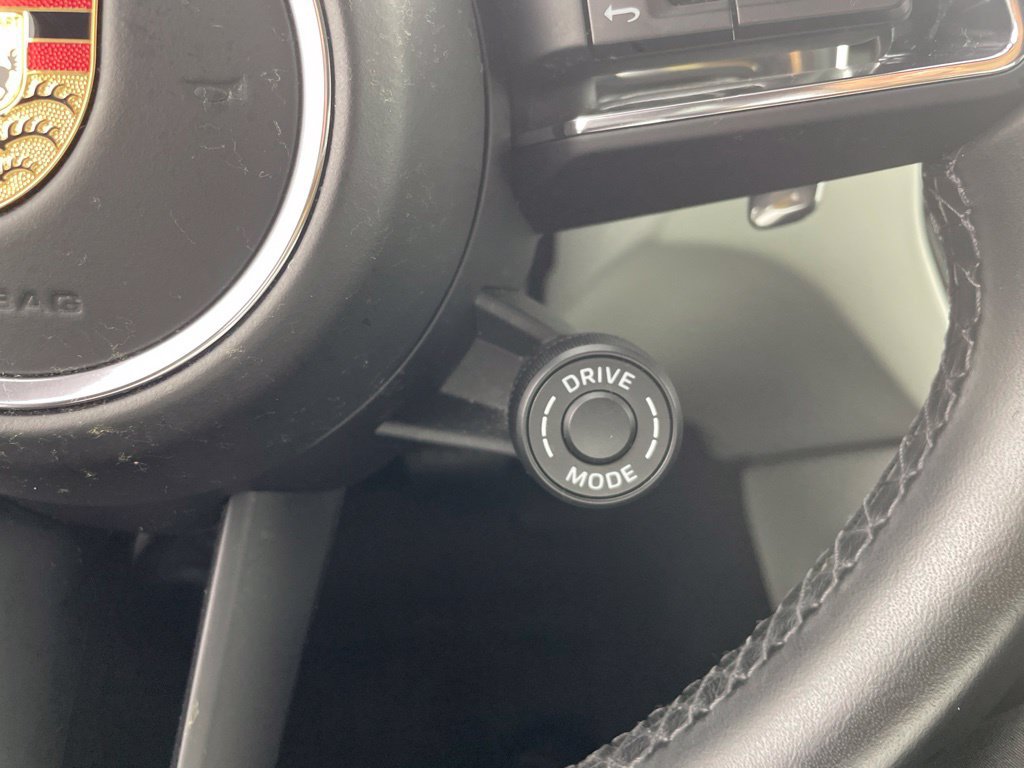 Used 2023 Porsche Macan S AWD/4WD image 18