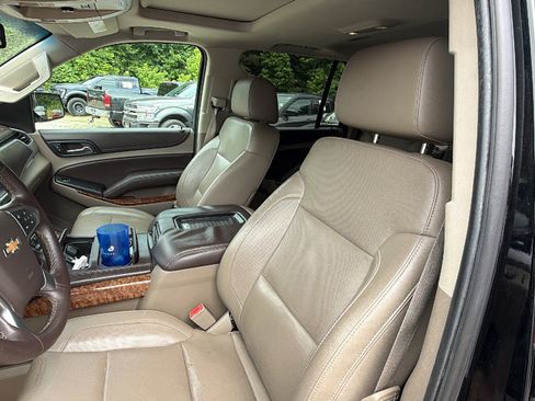 Used 2015 Chevrolet Tahoe LTZ RWD image 17