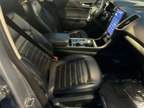 Used 2023 Ford Edge SEL image 30
