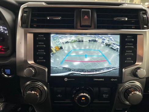 Used 2024 Toyota 4Runner SR5 Premium w/ Moonroof Package AWD/4WD image 15